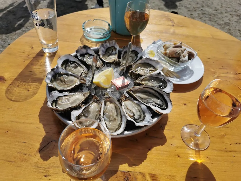 Un Beaubplat D'huîtres